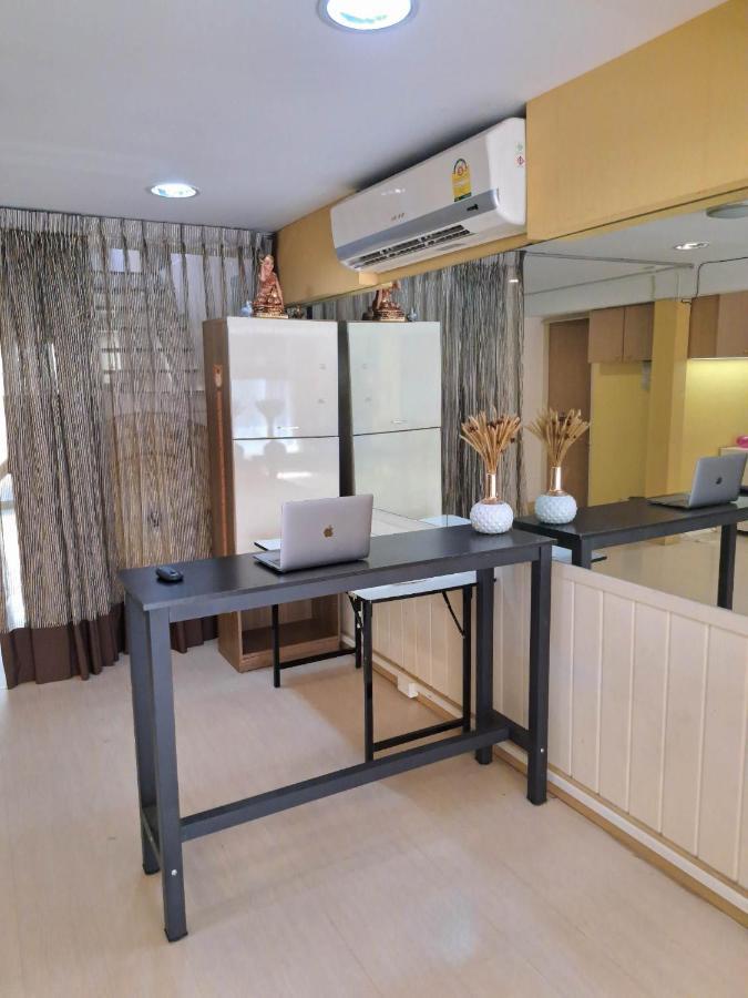 Sura Hostel Bangkok Near Mrt Phra Ram 9 Eksteriør billede