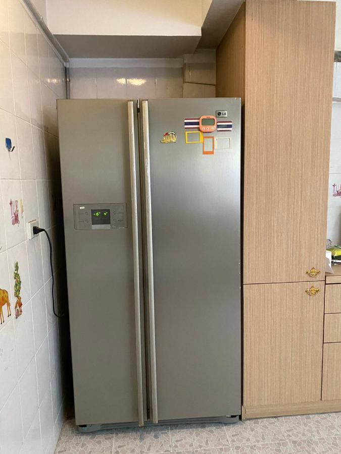 Sura Hostel Bangkok Near Mrt Phra Ram 9 Eksteriør billede