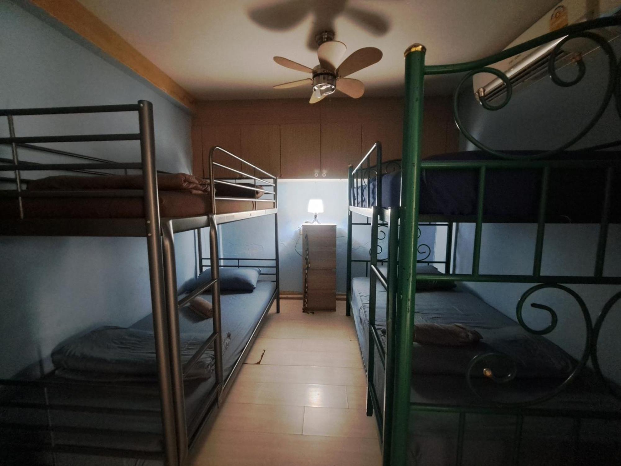 Sura Hostel Bangkok Near Mrt Phra Ram 9 Eksteriør billede