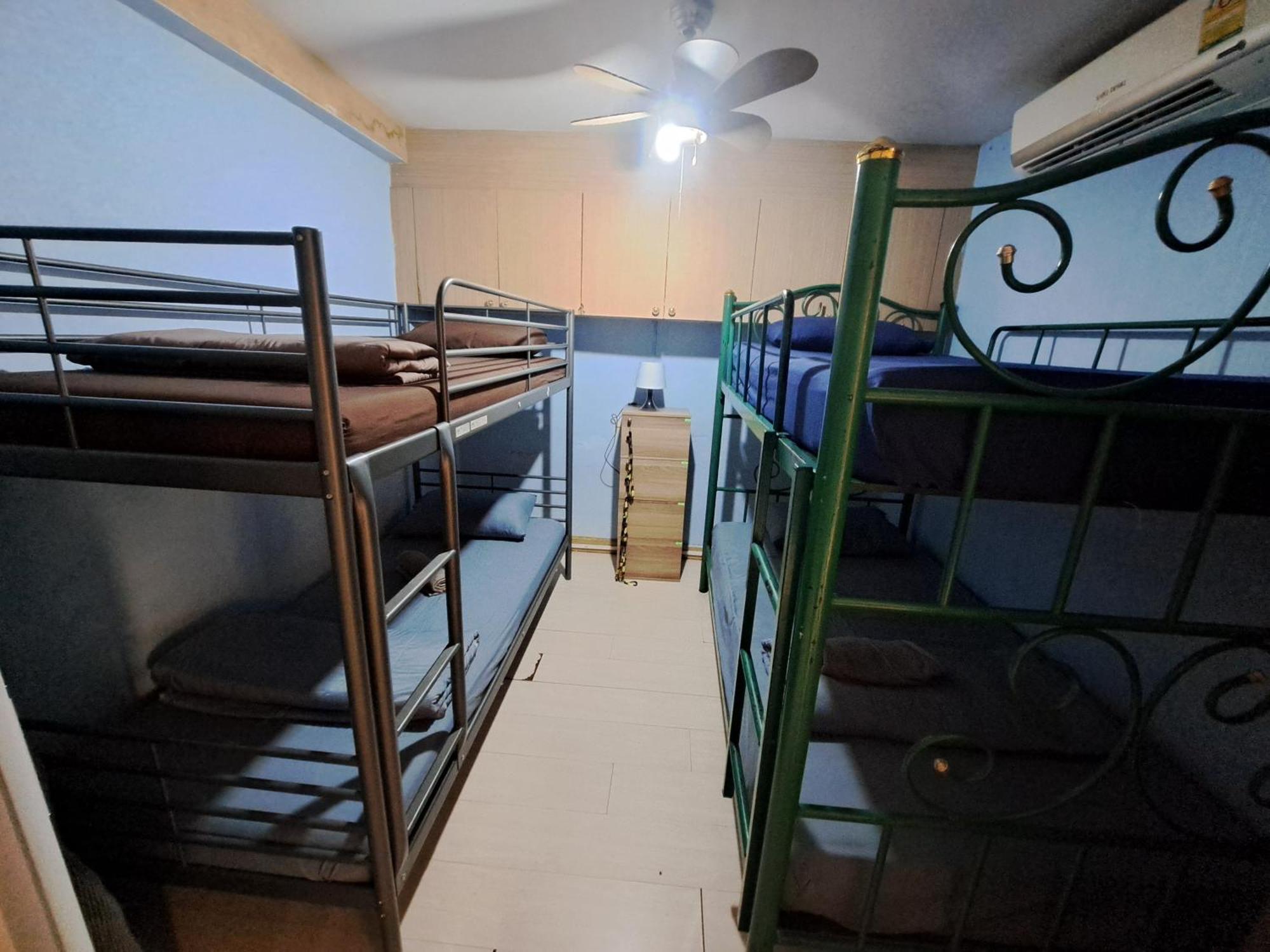 Sura Hostel Bangkok Near Mrt Phra Ram 9 Eksteriør billede